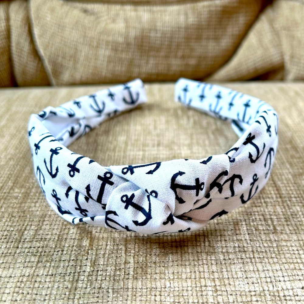 NWOT White & Navy Blue Anchor Top Knot Headband